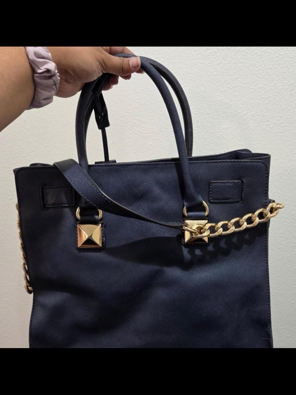 Michael Kors Navy Hamilton Limited Tote with Gold Pyramid Studs - Picture 4 of 6